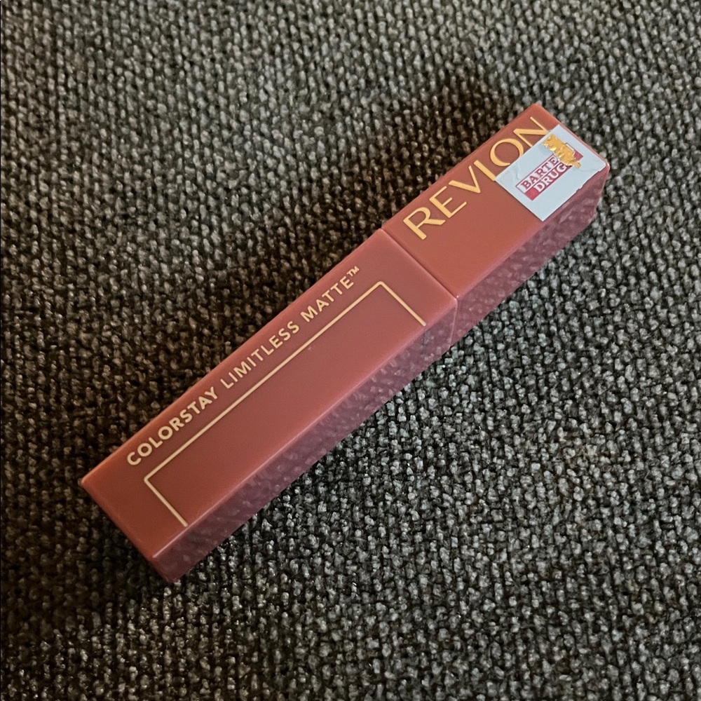 Revlon ColorStay Matte Lipstick - 002 Poster Child